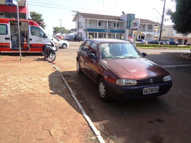 Colisão lateral entre carro e moto no perímetro urbano de Capitão