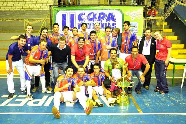 Quedas vence capitão e conquista Copa Procaxias de Futsal