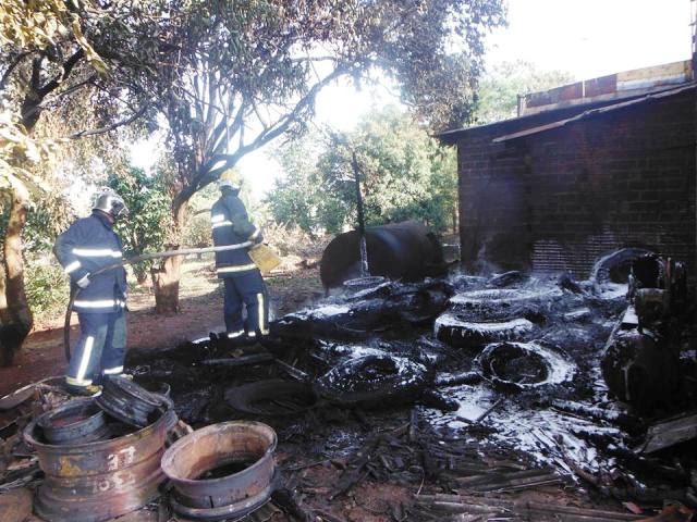 Incêndio em borracharia em Lindoeste 