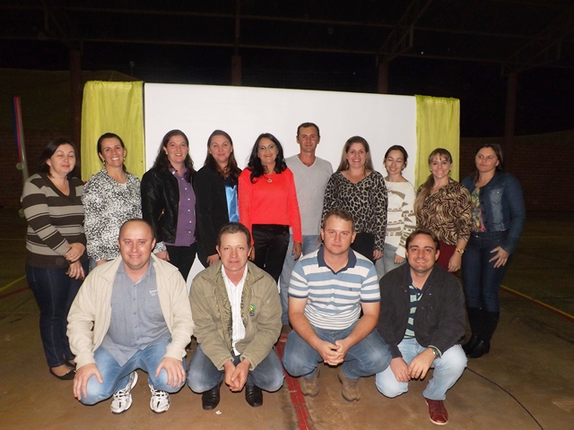 Escola Laurindo Parmigiani de Capitão empossa nova diretoria da APMF