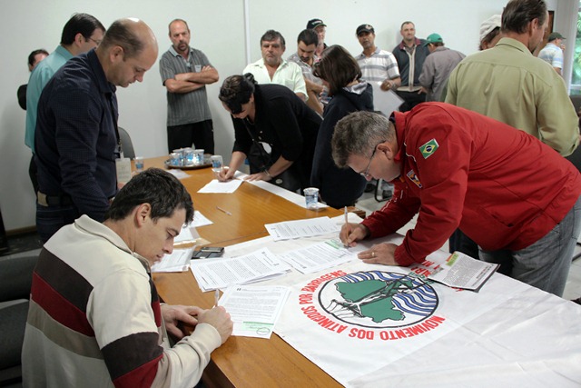 COPEL inicia pagamentos aos atingidos de Capitão na enchente de 2014