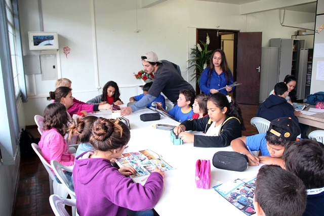 PROJOVEM Adolescente desenvolve varias atividades em Capitão