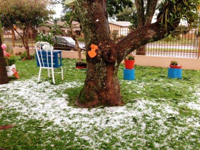 Chuva de granizo atinge Cafelândia e Nova Aurora, no oeste do Paraná