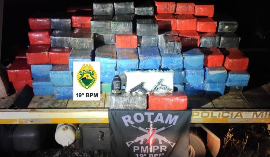 Policiais militares apreendem 2,7 toneladas de maconha em ronda extrajornada no Oeste