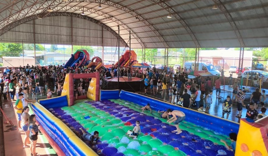 Cerca de mil crianças participaram do evento em alusão ao Dia das crianças em Capitão