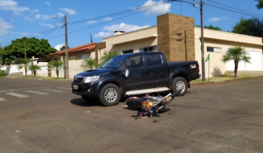 Acidente envolvendo motocicleta e camionete é registrado em Realeza
