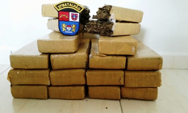 Polícia Militar de Santa Izabel do Oeste apreende maconha e cigarros contrabandeados