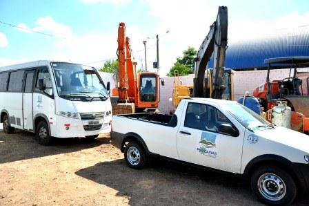 Procaxias retoma os trabalhos de recuperação de estradas rurais deste ano