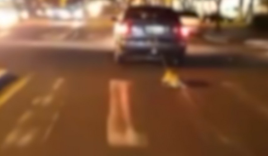 Cachorro amarrado em corda é arrastado por carro no Paraná; vídeo