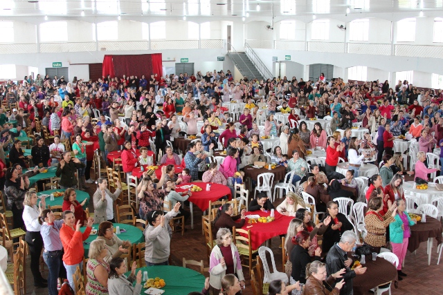 Encontro marca o dia das mães em Nova Prata do Iguaçu