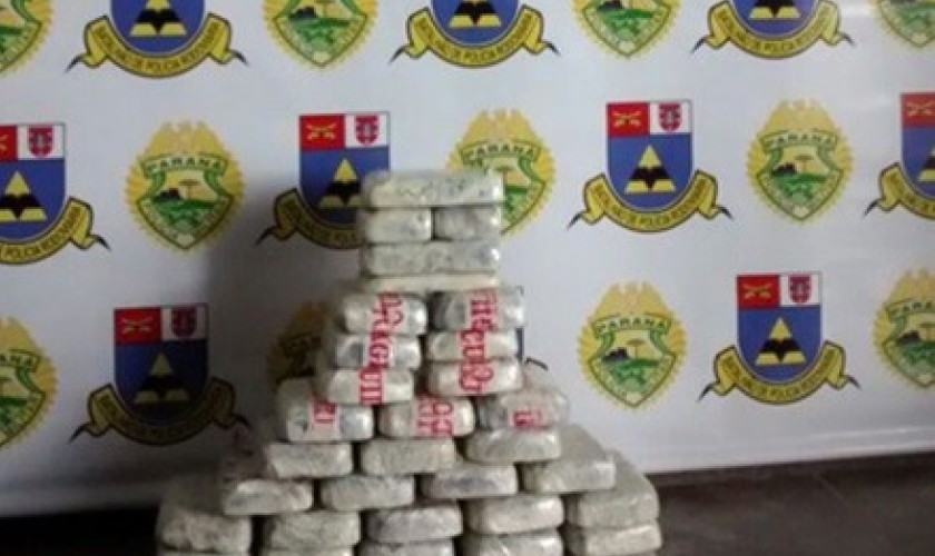 Polícia Rodoviária Estadual apreende 35 quilos de crack na PR-182 em Realeza