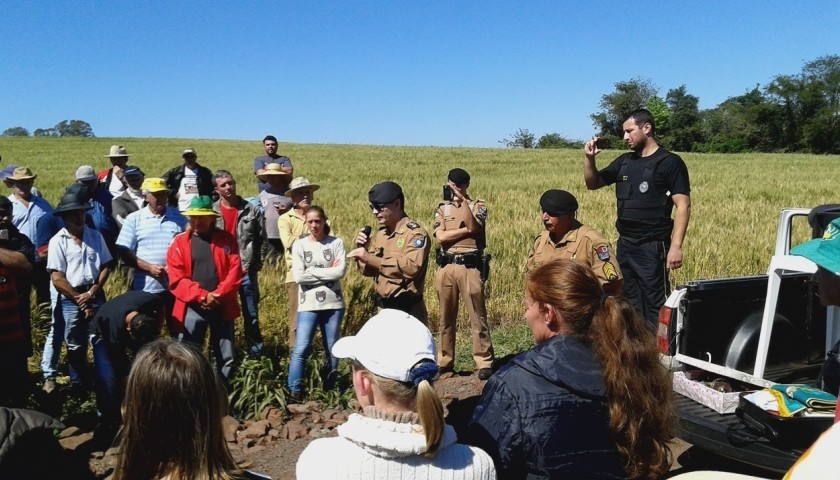 Policia pede aos agricultores para deixar entrada da usina Baixo Iguaçu em Capitão