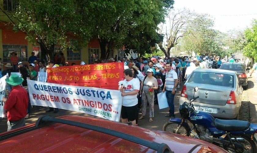 Passeata de agricultores em Capanema