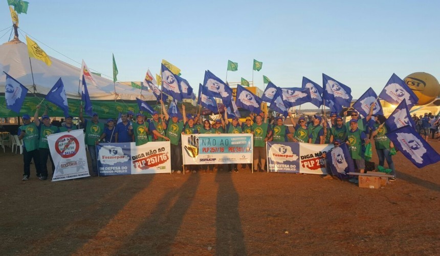 Marquesienses participam de manifesto em Brasília contra as reformas trabalhistas