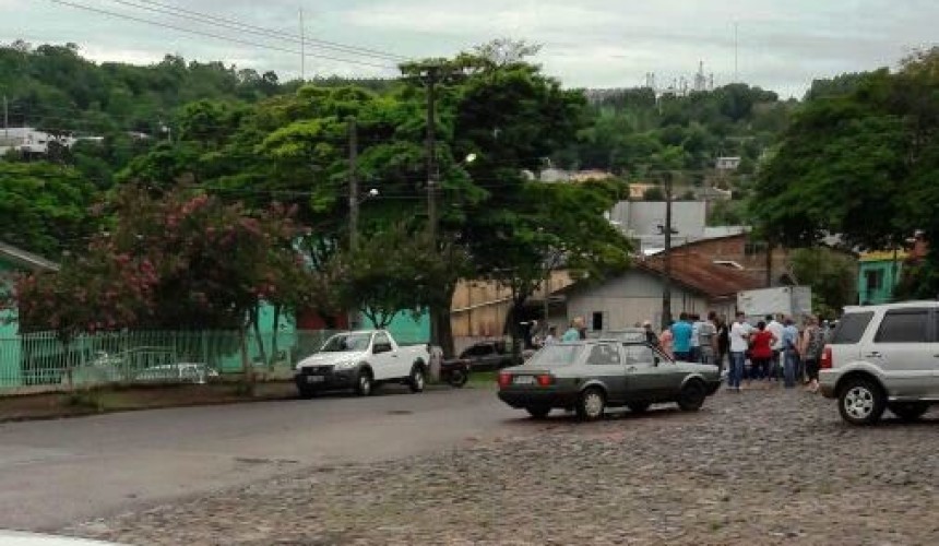 Acidente entre moto e Gol foi registrado em Capitão