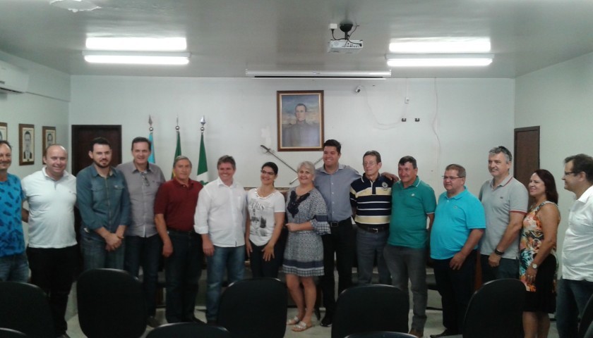 Em visita a Capitão e reunião com o prefeito Claudio Quadri, Deputado Guto Silva anuncia 700.000,00 em recursos para o municipio