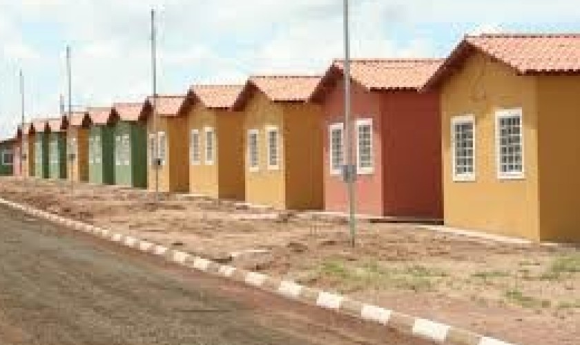 Capanema: Cohapar discute construção de casas populares