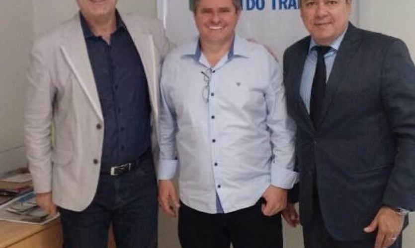 Departamento do Trabalho do Estado recebe visita do prefeito de Capitão
