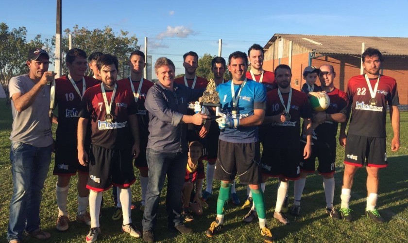 Campeões do JAM’s 2017: Dectop/Uniblock no futebol sete livre e Academia Cia do Corpo no futsal máster
