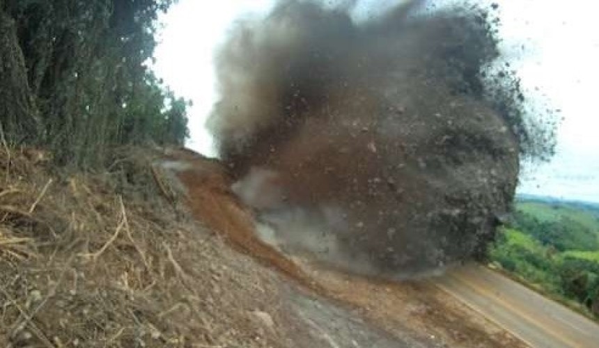 Detonação de rochas bloqueará BR 163 na terça-feira (23)