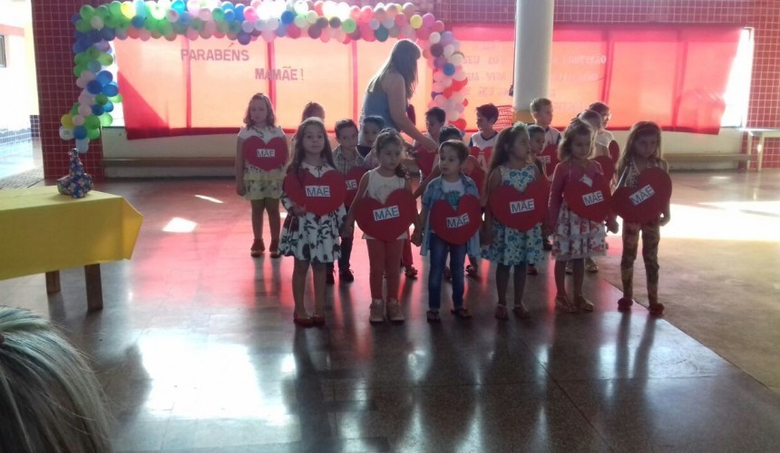 Nova Prata: Alunos do CMEI Artur Gruber Biandaro homenageiam as Mães