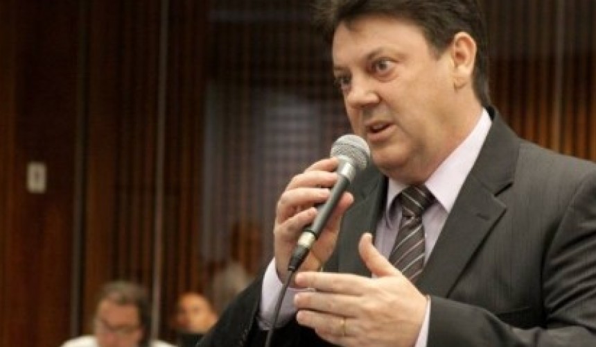 Deputado Luersen cobra contratação de policiais civis e fim de superlotação de carceragens de delegacias
