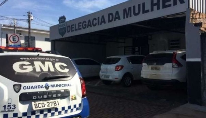 Homem agride esposa e foge com bebê de seis meses em Cascavel