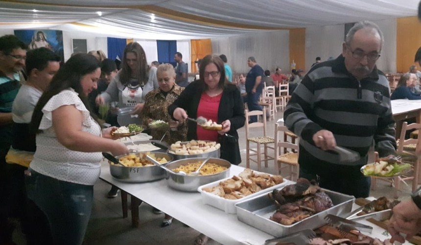 Festeiros fazem o lançamento da Festa da Padroeira Nossa Senhora da Salete de Capitão