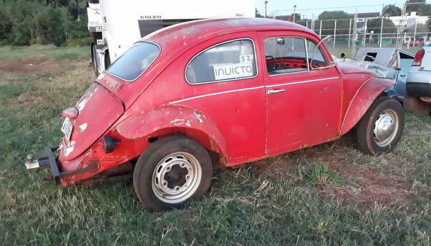 Motorista embriagado, com carteira suspensa é preso com fusca irregular em Santa Lúcia