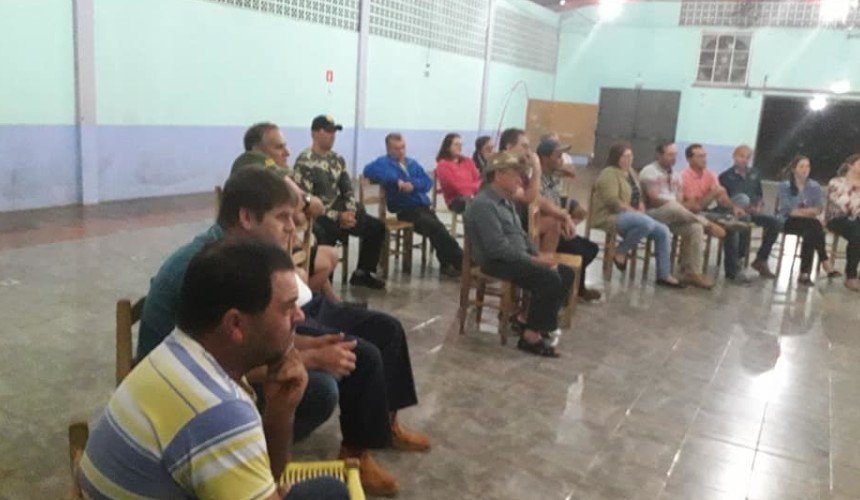 Vereadores se reuniram com moradores do Distrito do Alto Alegre para ouvir anseios da comunidade