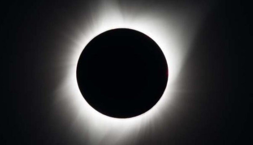Eclipse solar poderá ser visto em Capitão de forma parcial