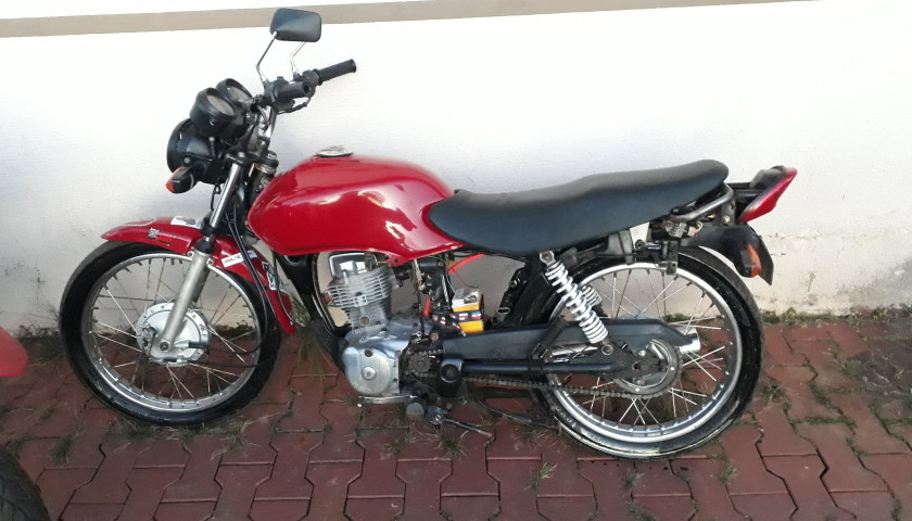 Após queda, PM apreende menor conduzindo motocicleta em Capitão