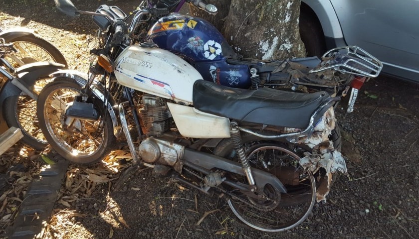 Mulher morre após acidente entre veículo e moto na PR 281 em Realeza