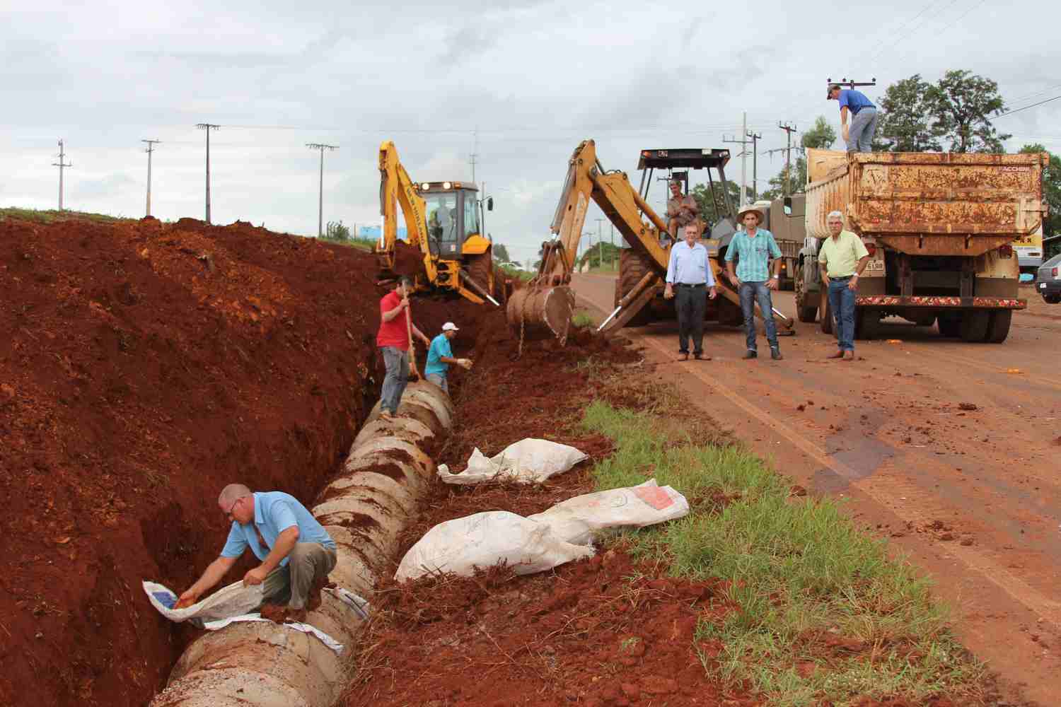 Bairro Vorazinho de Nova Prata recebe tubulação