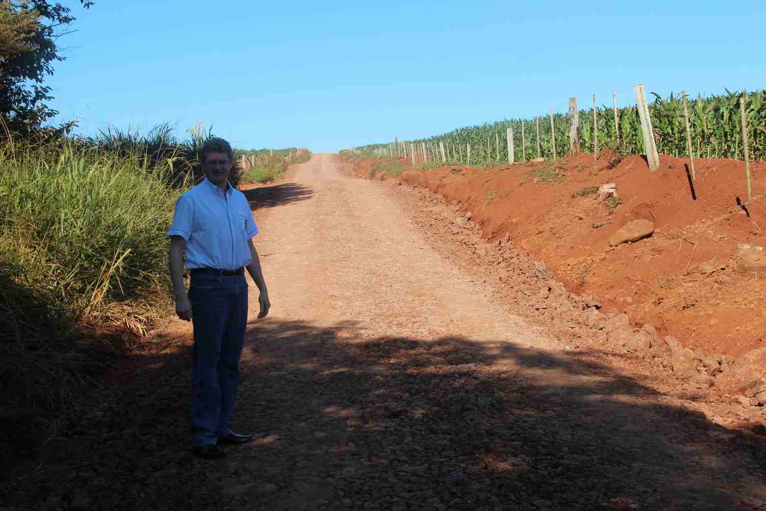 Patrulha do Prócaxias realiza cascalhamento em Capitão