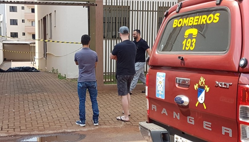 Mulher morre após cair de edifício em Cascavel