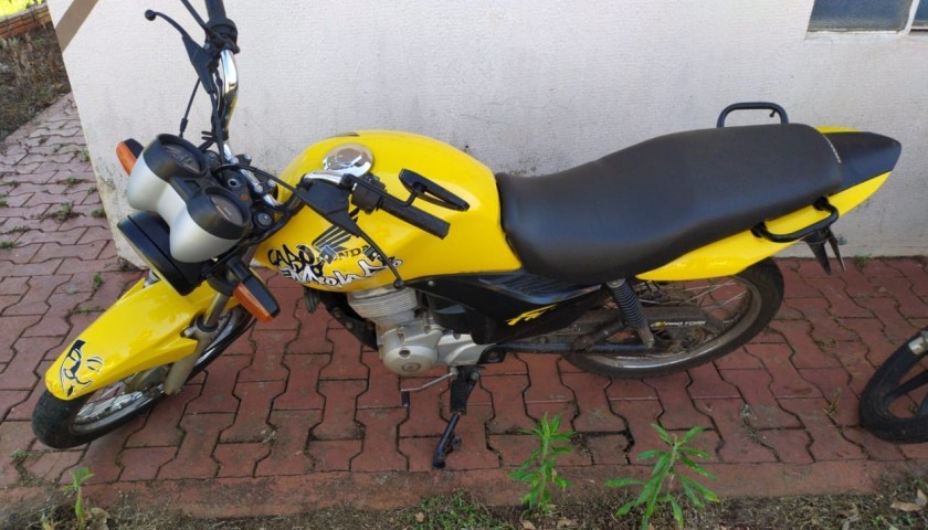 Motos com irregularidades são apreendidas em Capitão