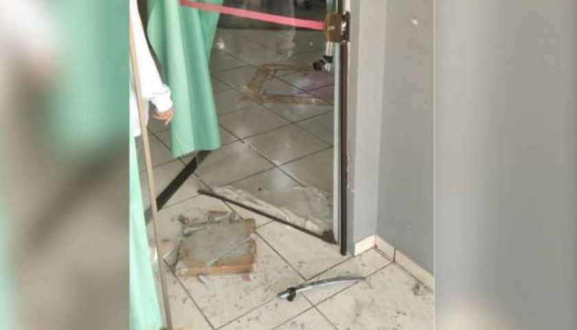 Homem é preso após danificar porta de UBS e ofender servidores em Santa Helena