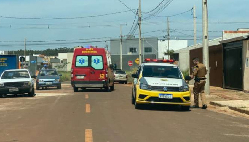 Som alto acaba em discussão e homem é ferido com golpe de enxada, em Cascavel