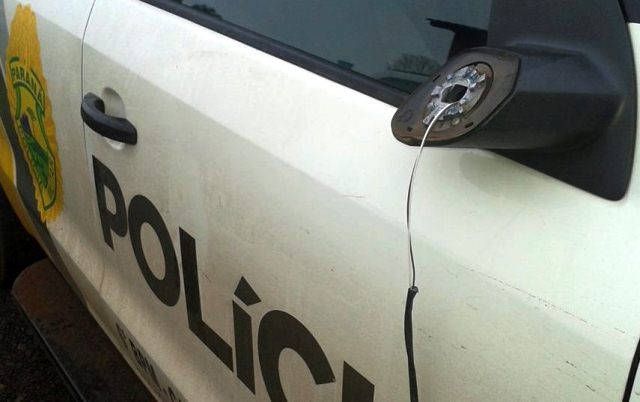 Jovens enfrentam policiais e cabo é esfaqueado em Capitão