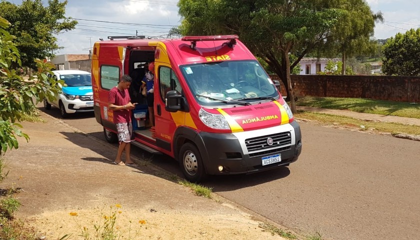 Criança de quatro anos que brincava em calçada tem dedo amputado após acidente de trânsito em Cascavel