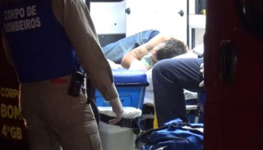 Homem invade prédio e é baleado por morador, em Cascavel