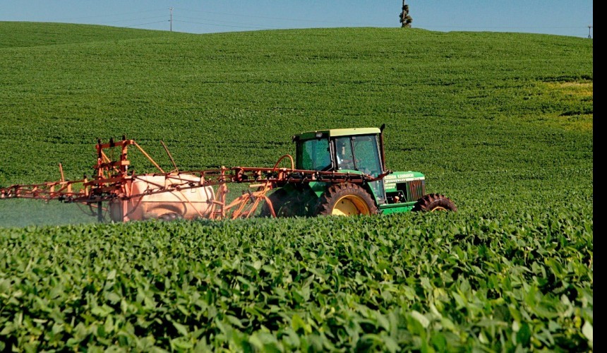 Agrônomo de Capitão esclarece regras sobre o uso em estoque do Paraquat safra 2020/21