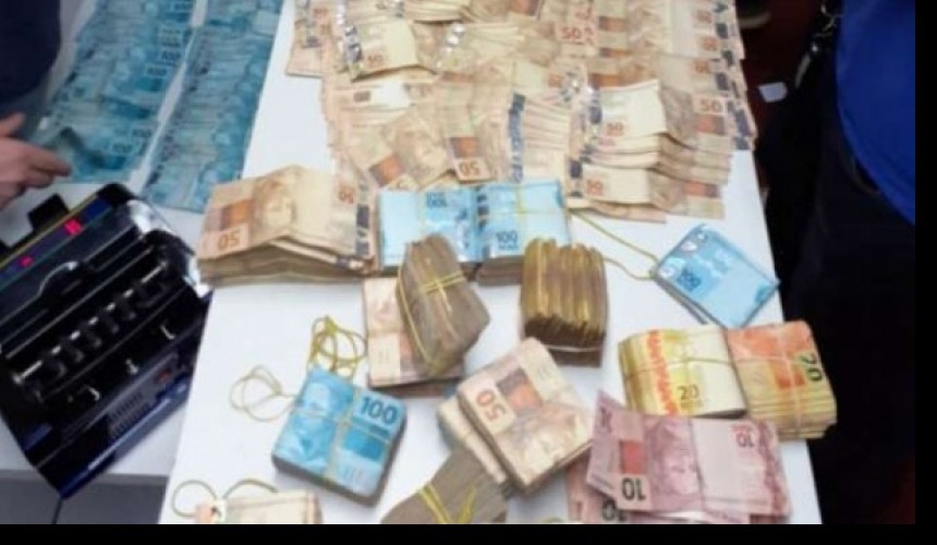 Polícia Militar apreende R$284 mil em espécie em residência de Ampére