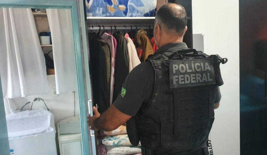 Polícia Federal de Cascavel detém acusado de pornografia infantil em Salto do Lontra