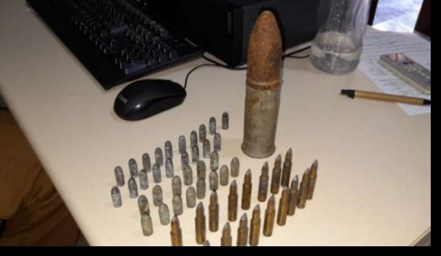 PM encontra munição de canhão em terreno no Centro de Foz do Iguaçu