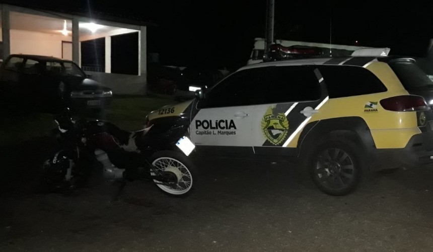 Sem CNH, motociclista dá “grau” em frente a policiais e tem moto apreendida em Capitão
