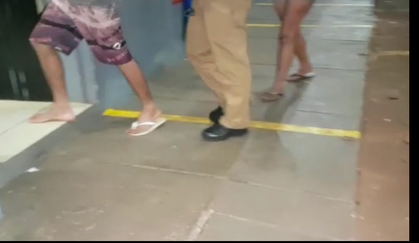 Mulher reage para não ser estuprada pelo marido e acaba agredida