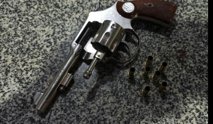 Homem é preso após disparo de arma de fogo em Capitão