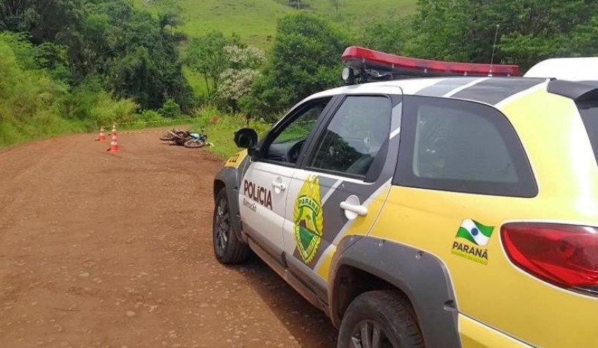 Homem é encontrado morto com ferimentos provocados por disparos de arma de fogo, em Barracão